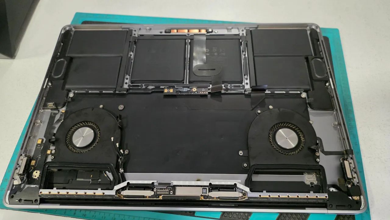 Carcaça MacBook Pro 16"  A2141  - Foto 3