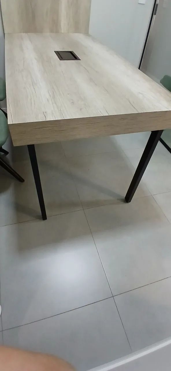 MESA DE REUNIÃO + PAINEL  - Foto 2