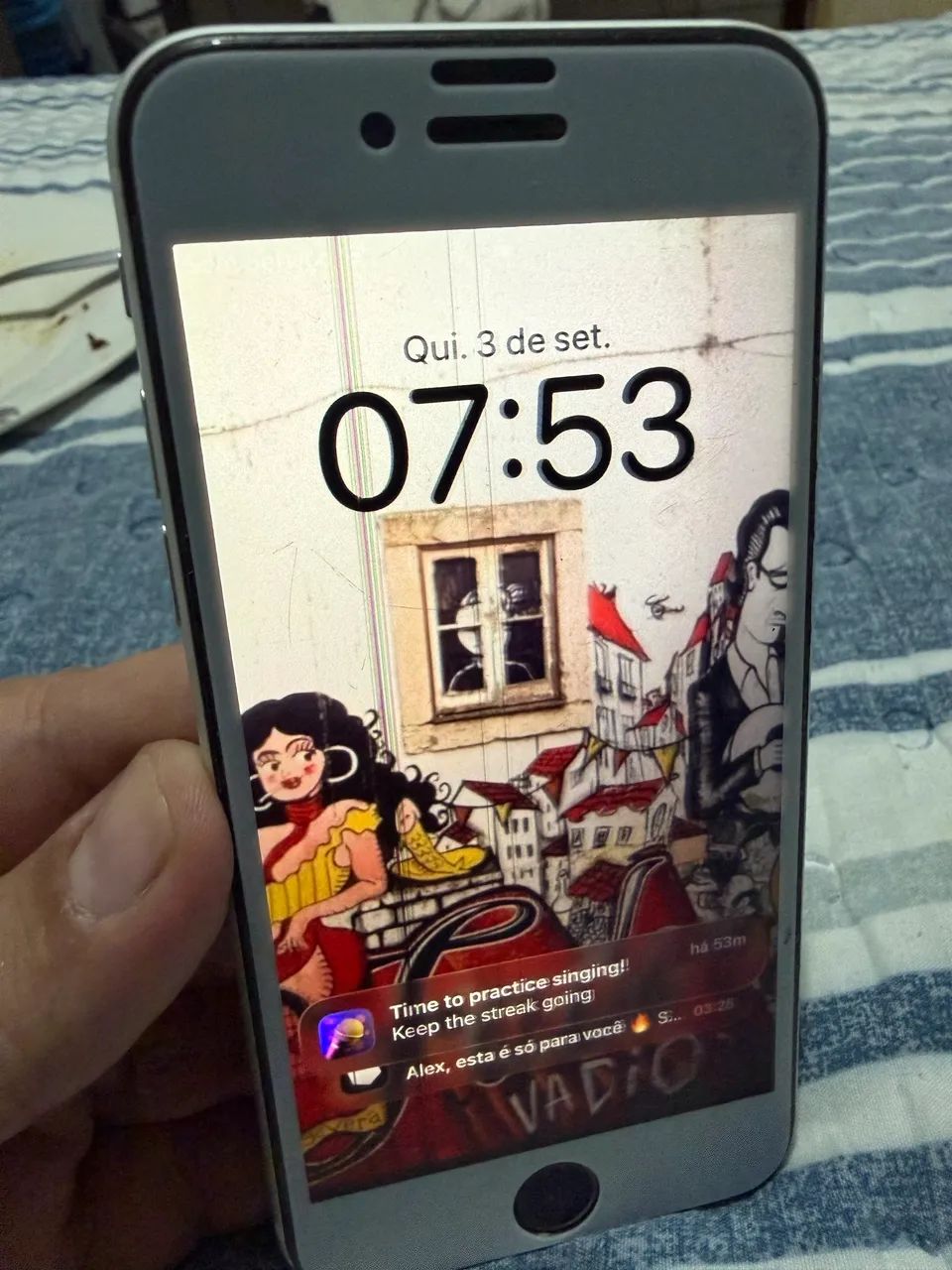 iPhone SE (leia o anúncio)