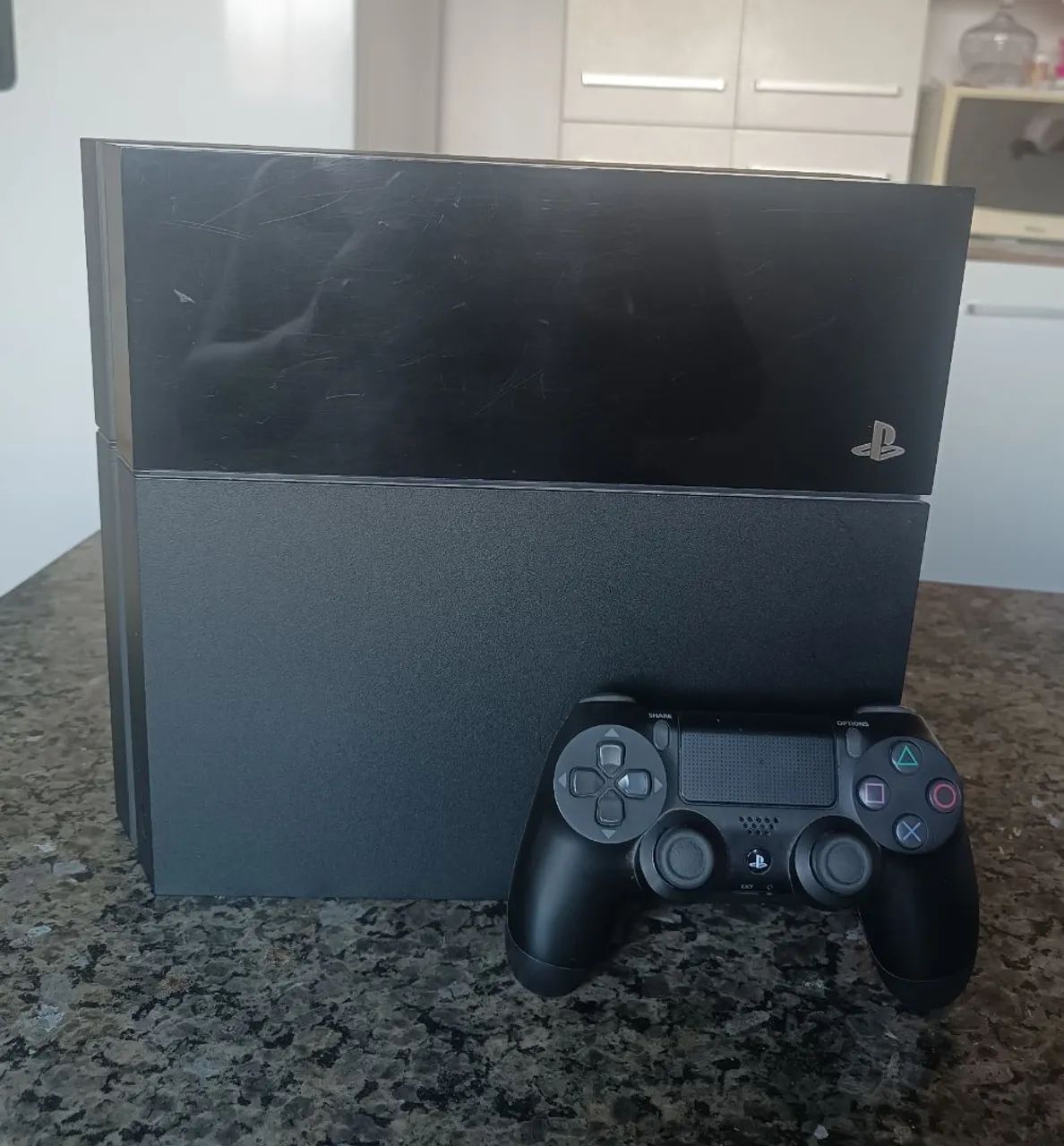 PlayStation 4 Fat