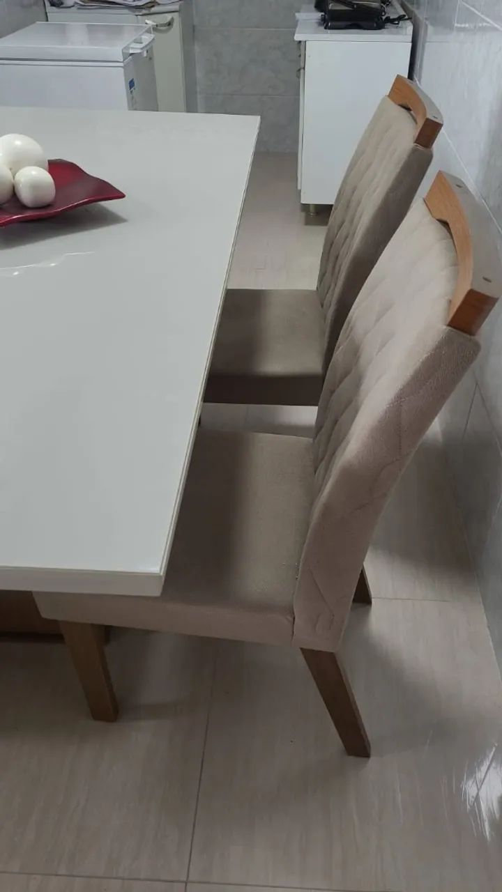Mesa de jantar com 4 cadeiras - Foto 2