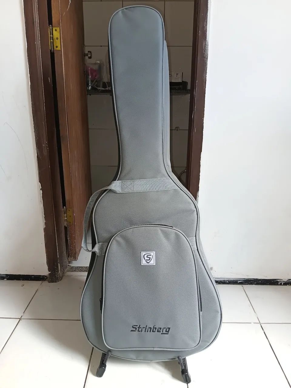 Violão Strinberg