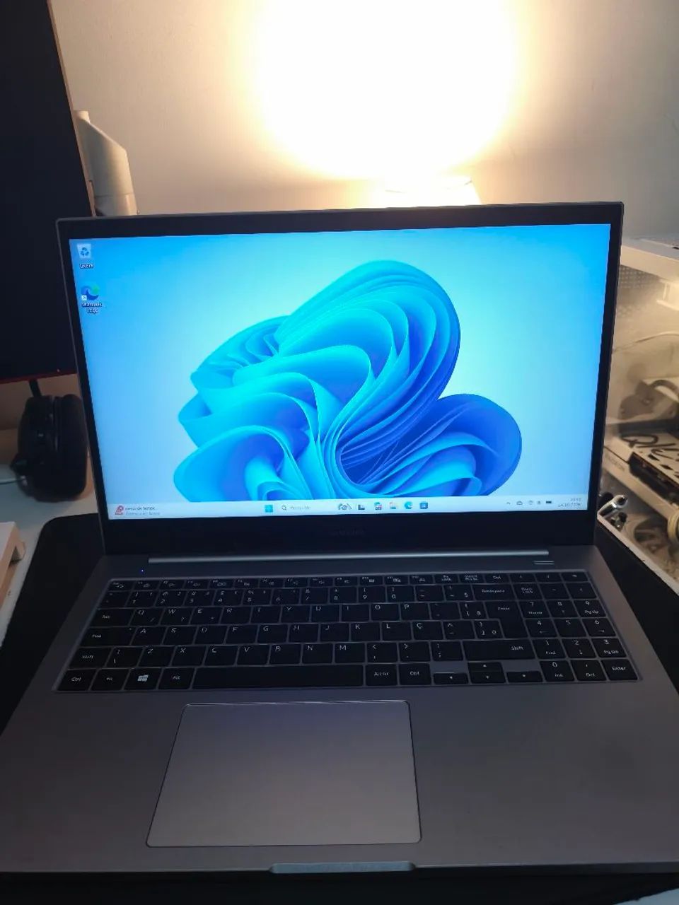 Notebook i5 10ª Ger 8GB RAM 1TB + Placa Nvidia 2GB - Foto 3