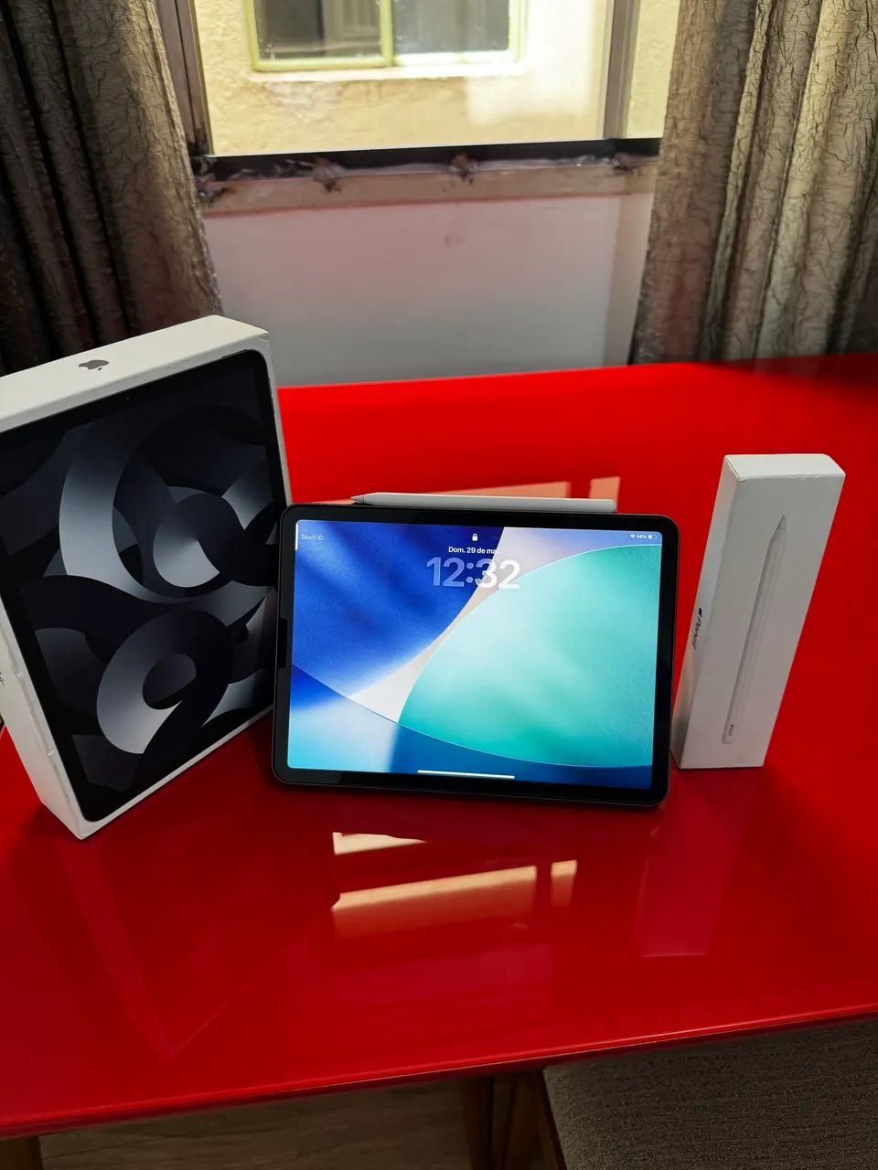 iPad Air M1 de 5ª geração + Apple Pencil de 2ª geração