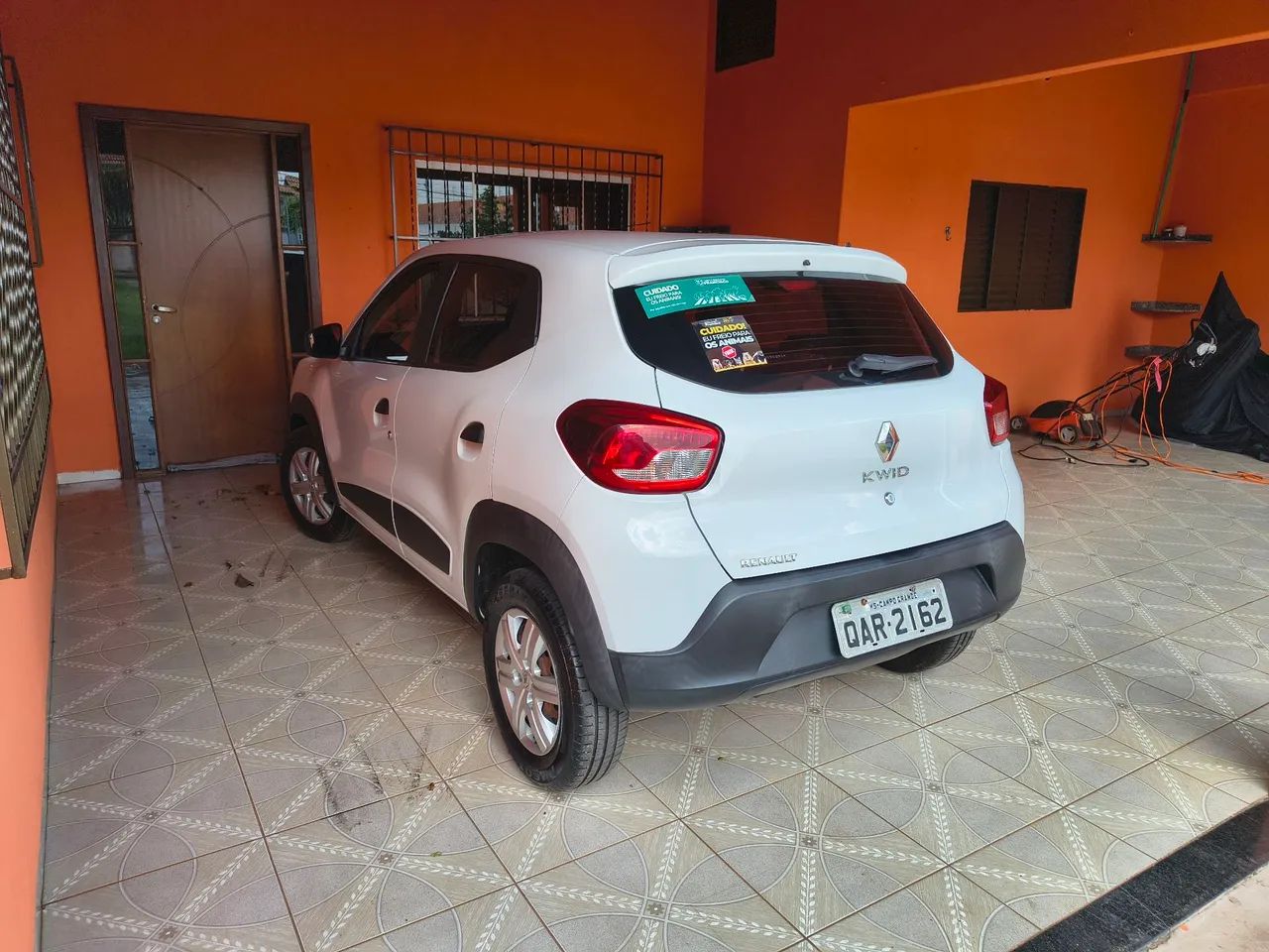 Kwid  - Foto 2