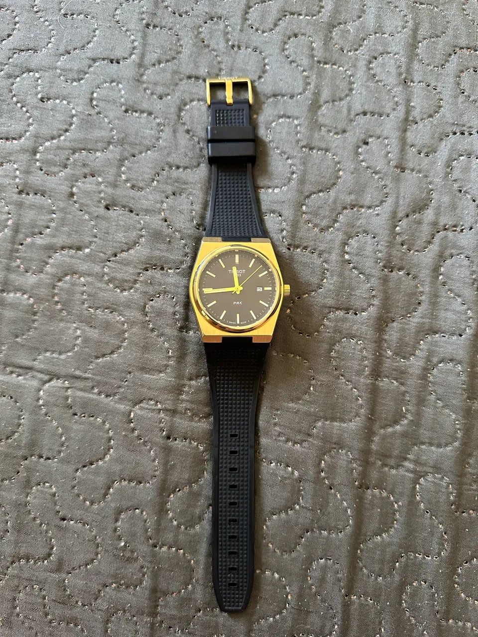 Vendo relógio tissot 1 linha resistente à água . 