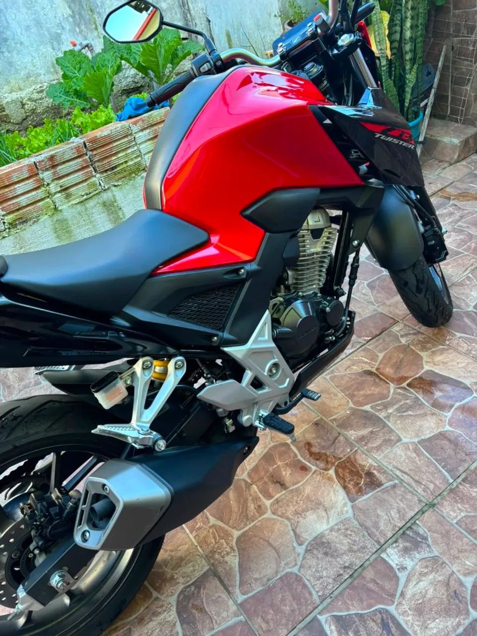 CB 300 TWISTER sem detalhes  - Foto 4