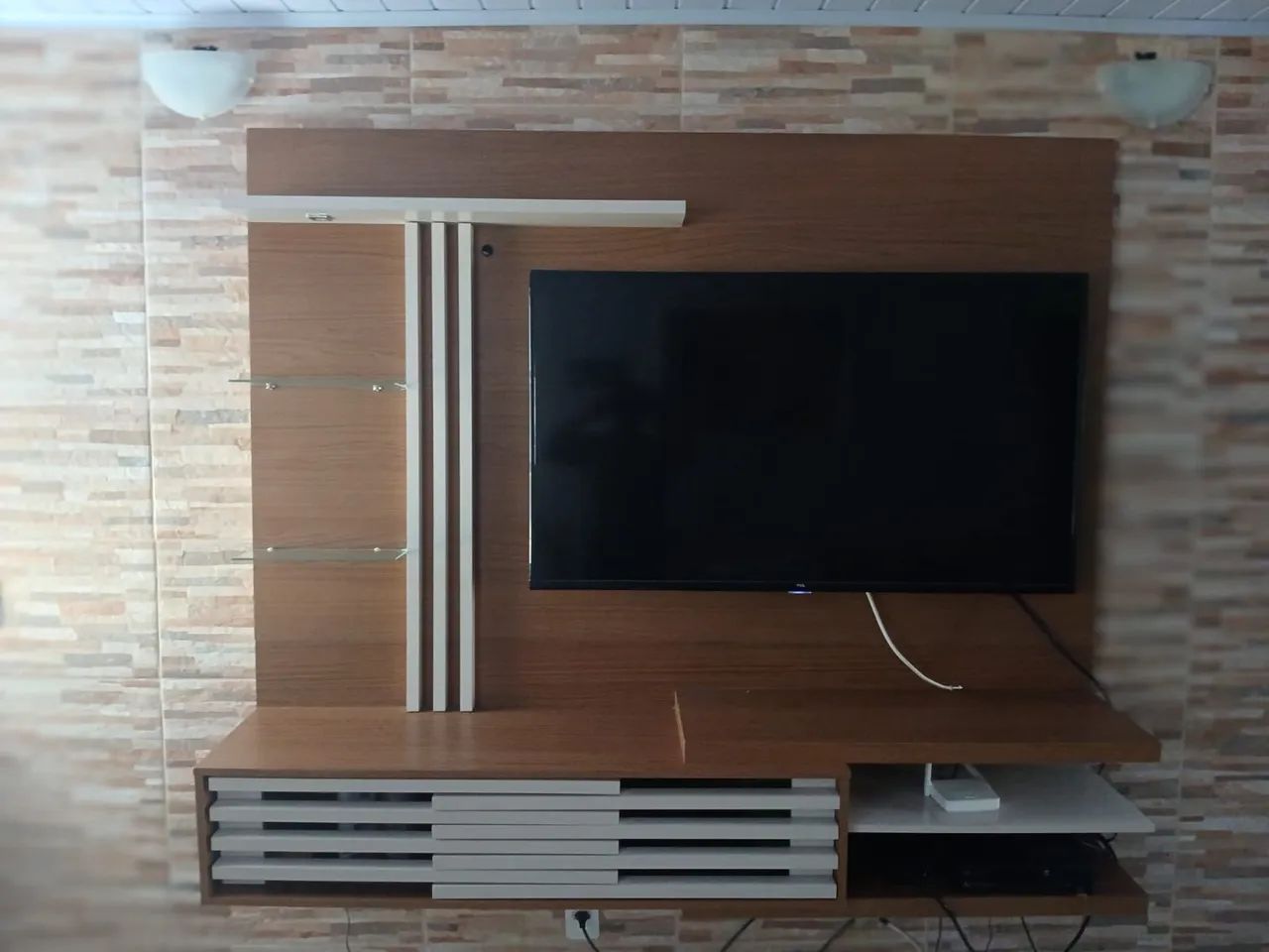Vendo um painel de TV cabe TV de 50 polegadas 