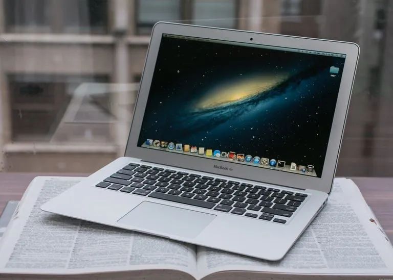 macbook air mid 2013