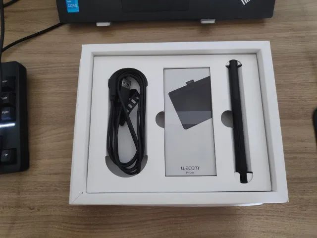 Mesa Digitalizadora Wacom Intuos CTL4100 - Foto 2