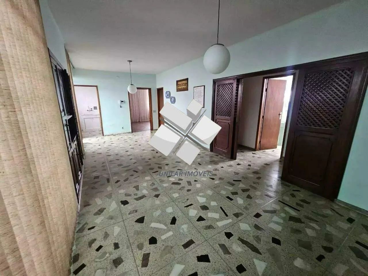 Casa Ampla com 4 Quartos, Suíte, 5 Vagas e Espaço Gourmet no Nova Suíça - Foto 4