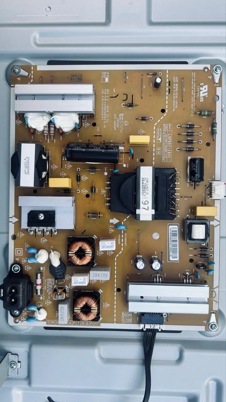 Placa Principal Tv Lg 65?