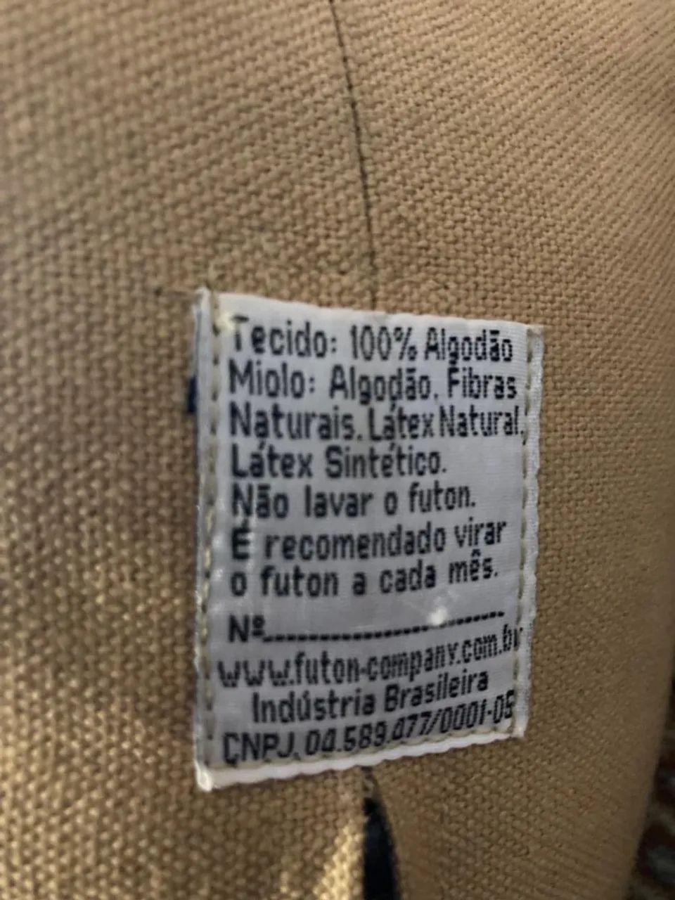 Futon Cáqui Acompanha 2 Bolsters (Almofadas Rolo) - Excelente Estado - Foto 5