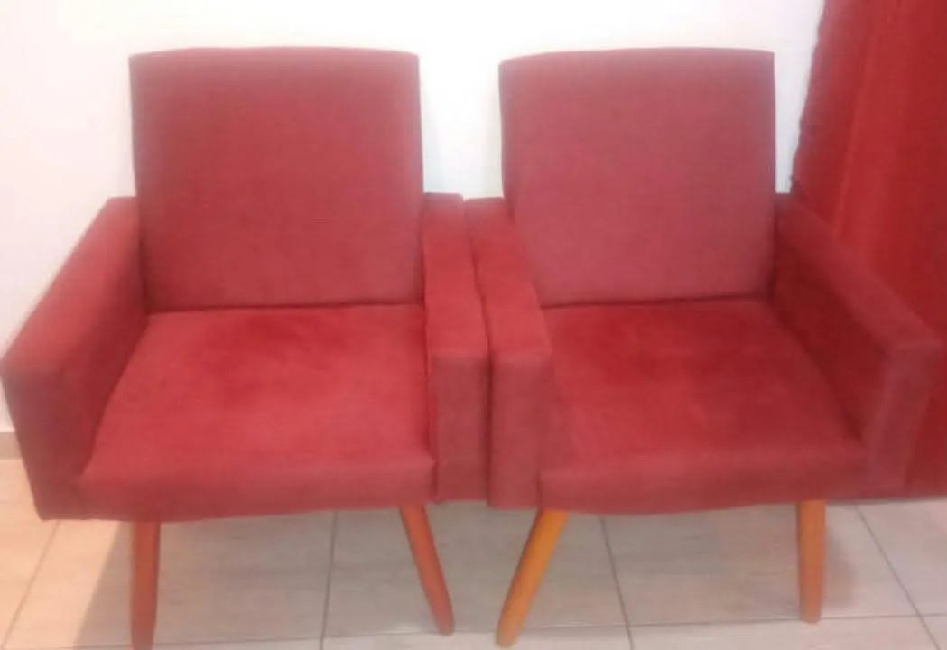 Kit Poltrona decorativa pés palito vermelha  - Foto 2