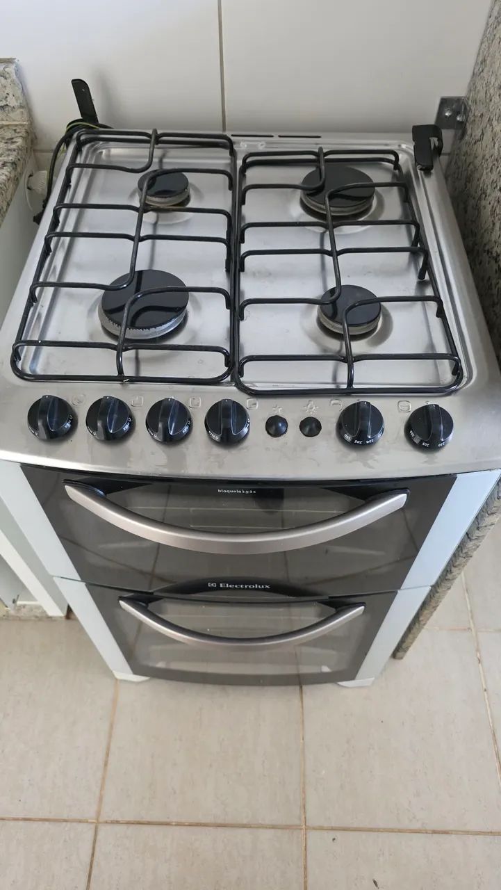 Fogão Electrolux Forno Duplo e 4 bocas - Foto 4