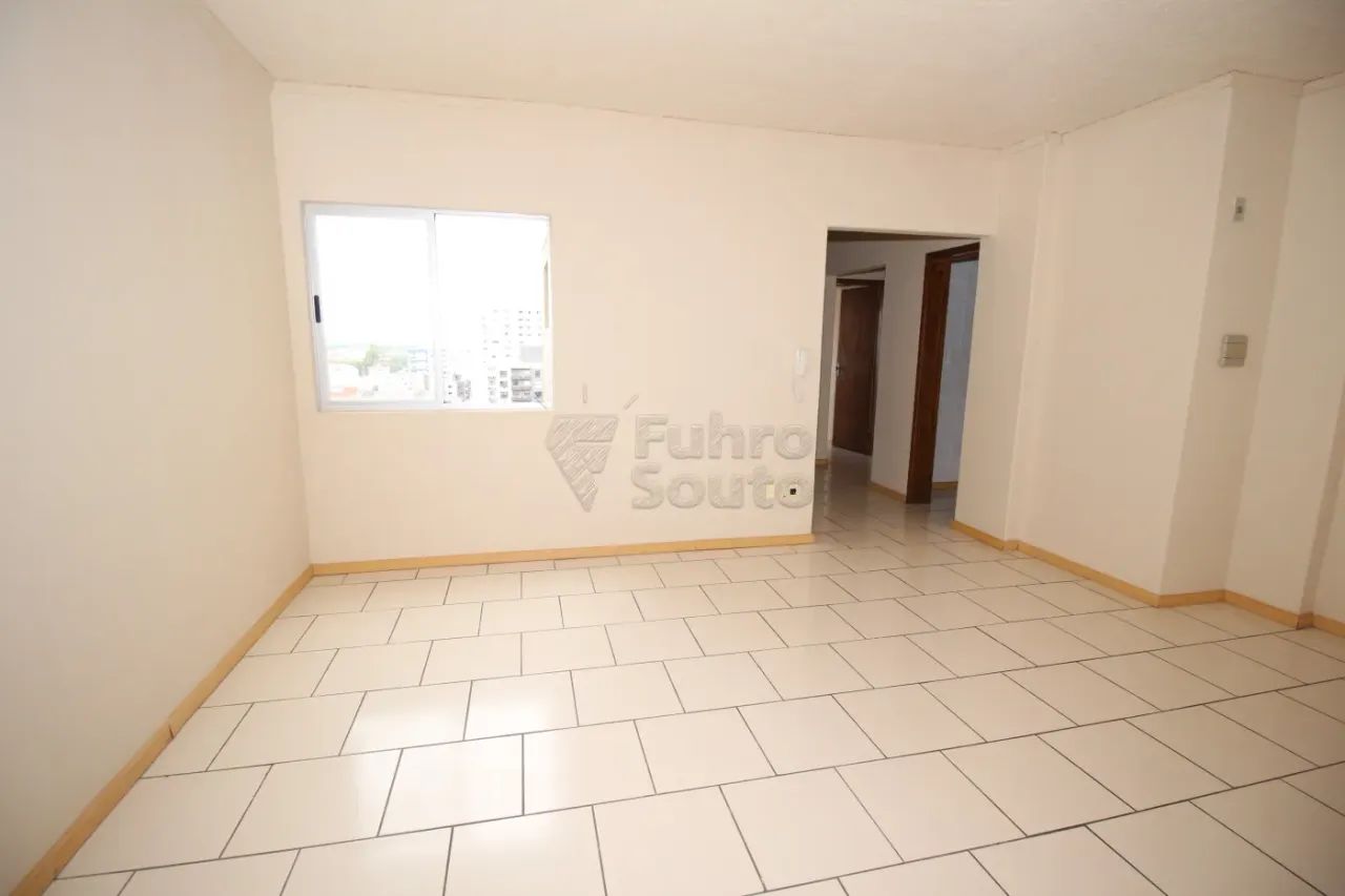 Apartamento no Edifício Montreal próximo as universidades.