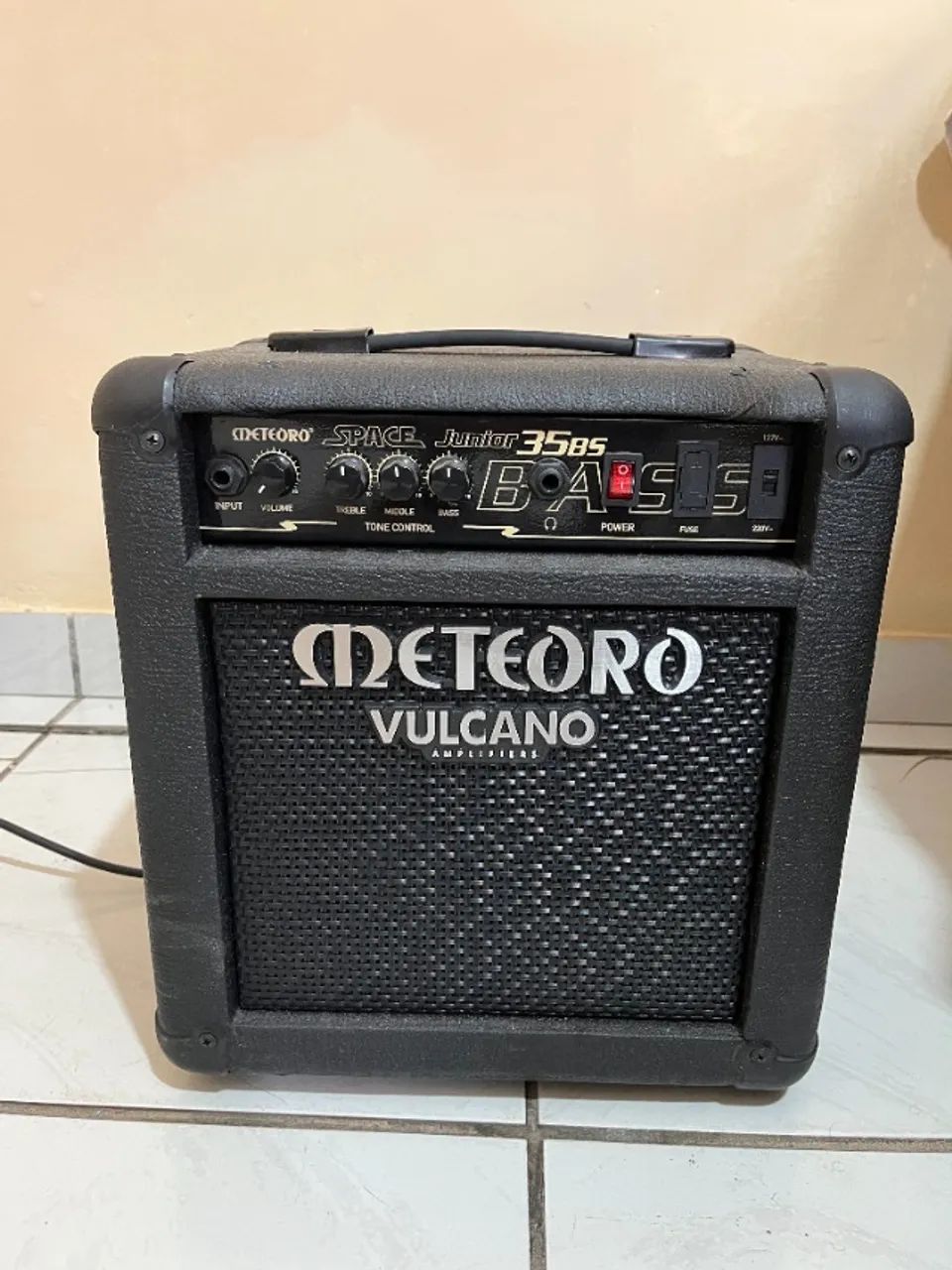 Contrabaixo + Amplificador - Foto 4