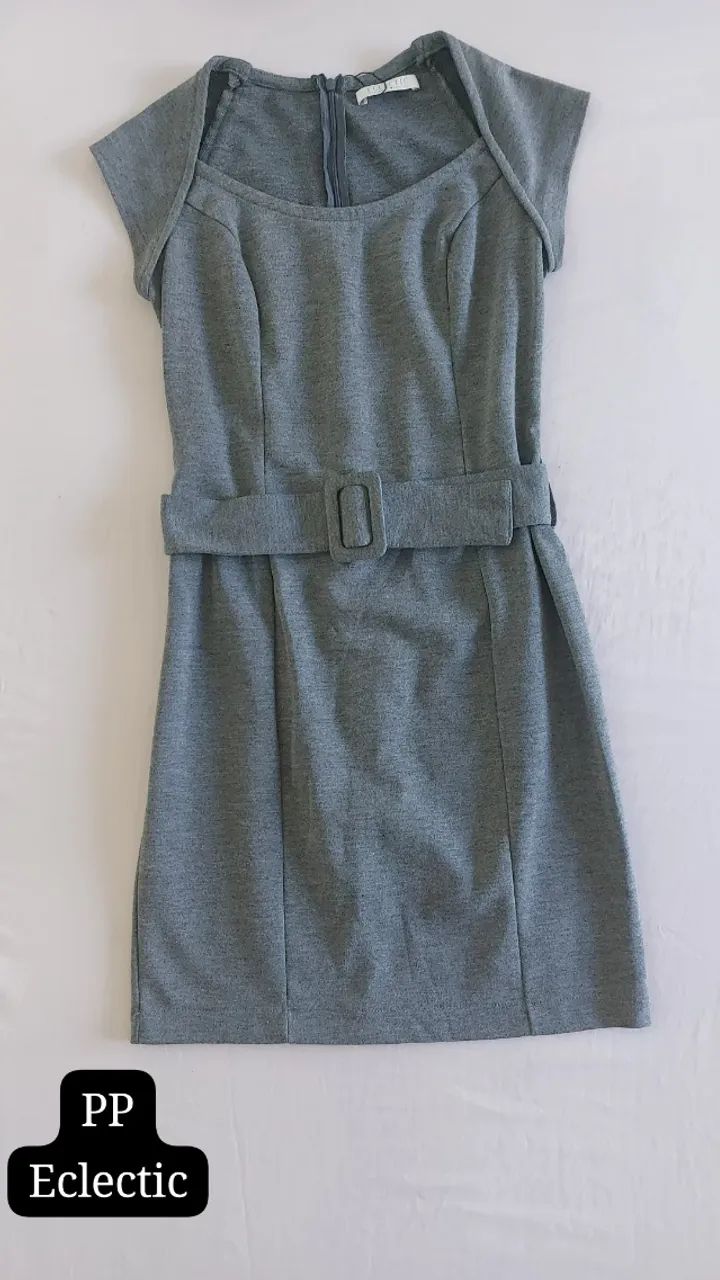 lote de roupa femininas seminovas - Foto 4