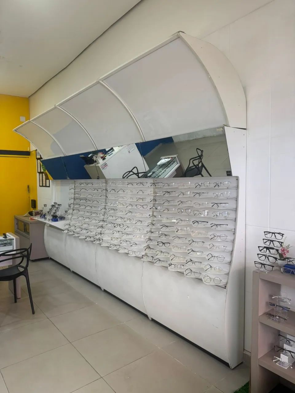 Móveis para óticas 