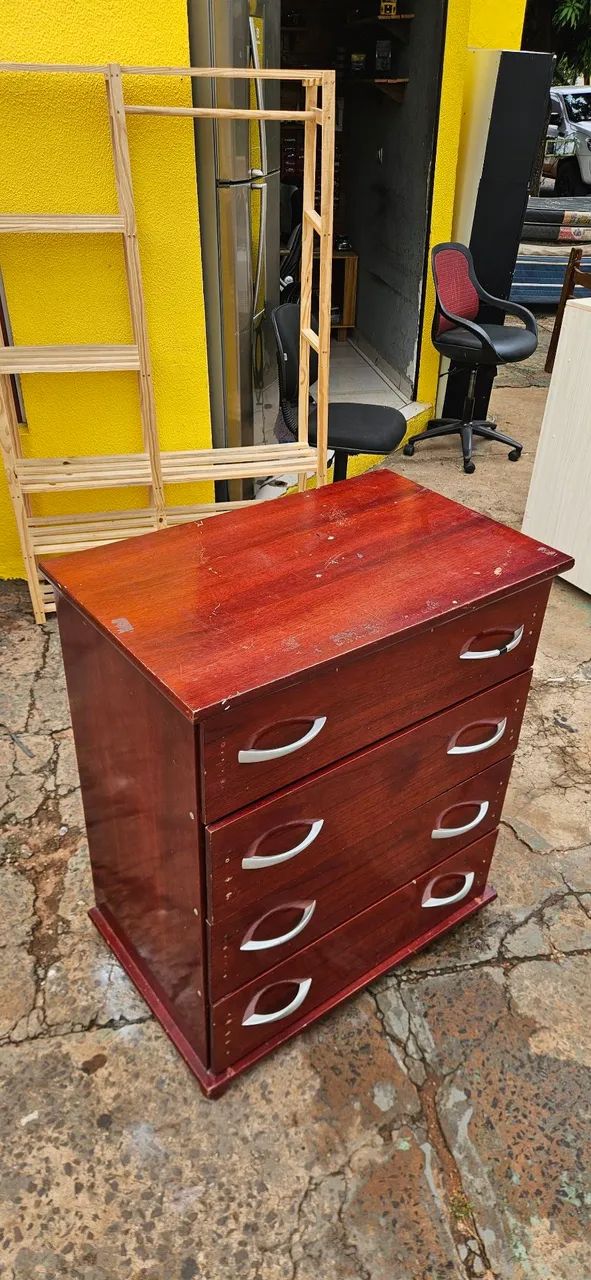 comoda usada madeira compensado bem reforçada ENTREGA GRÁTIS  - Foto 2