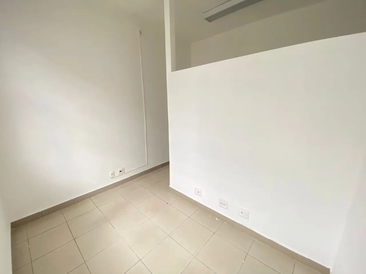 Sala comercial para alugar no Barreiro - Foto 5