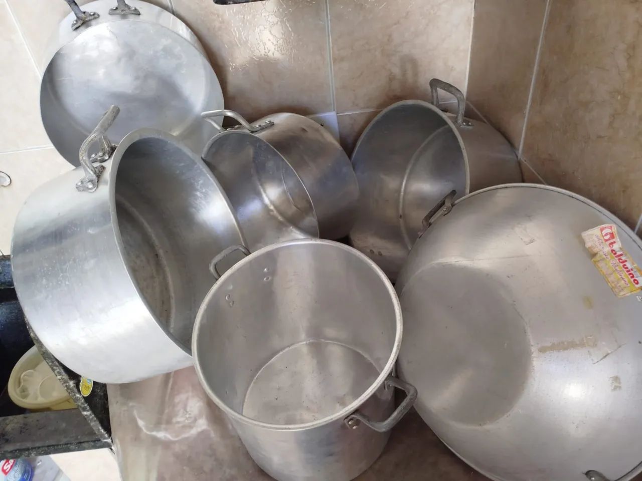PANELAS DE ALUMÍNIO o preço baixou dr 1200 por 1000 - Foto 3