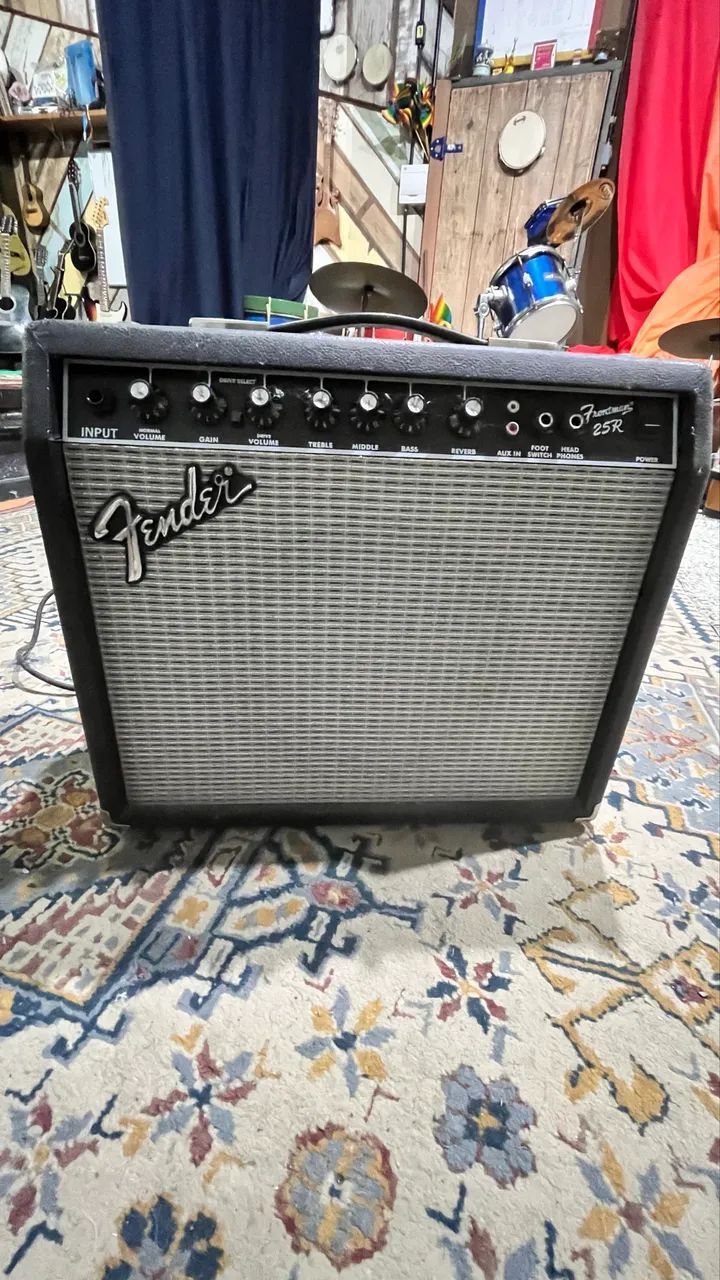 Fender Frontman 25r