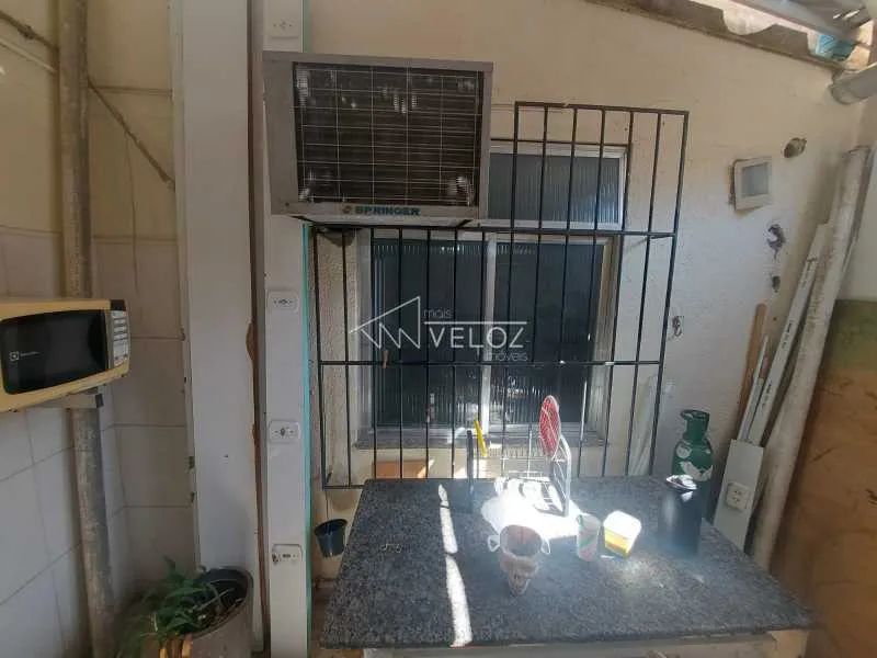 Apartamento - / Residencial / Centro