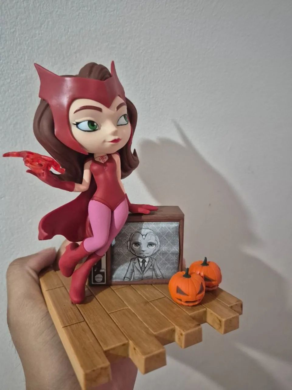Figure - Minico Wanda & Visão - Versão De Halloween - Iron Studios - Foto 5