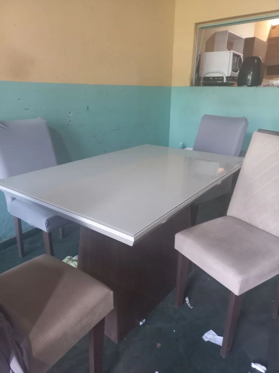 Mesa 4 cadeiras