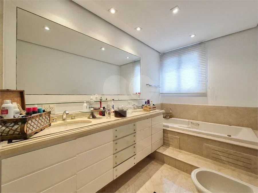Exclusividade e Sofisticação em Moema | 313 m² | 3 Suítes | Totalmente Mobiliado - Foto 4