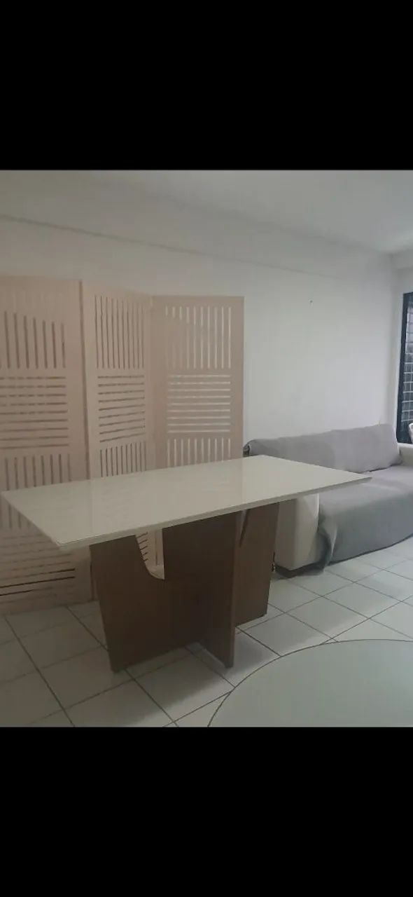 Mesa de madeira de 1,60×80 com 5 cadeiras - Foto 3
