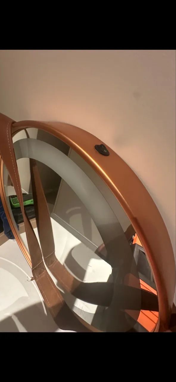Espelho Redondo Adnet 55cm com LED e Alça de Couro - Foto 3