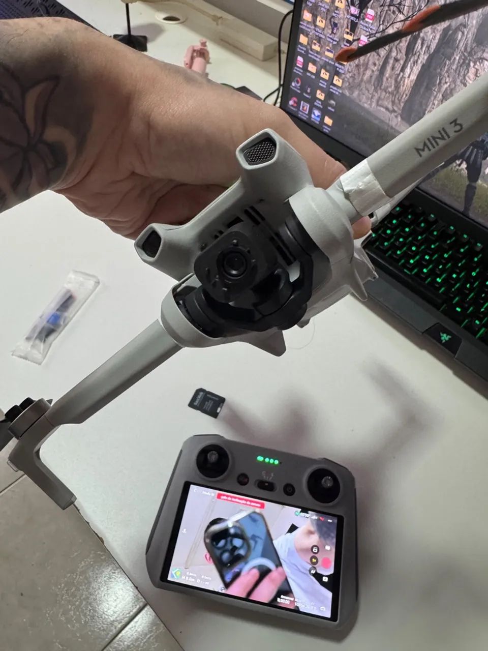 Drone DJI MINI 3 - RCI (Tela no controle)  - Foto 3