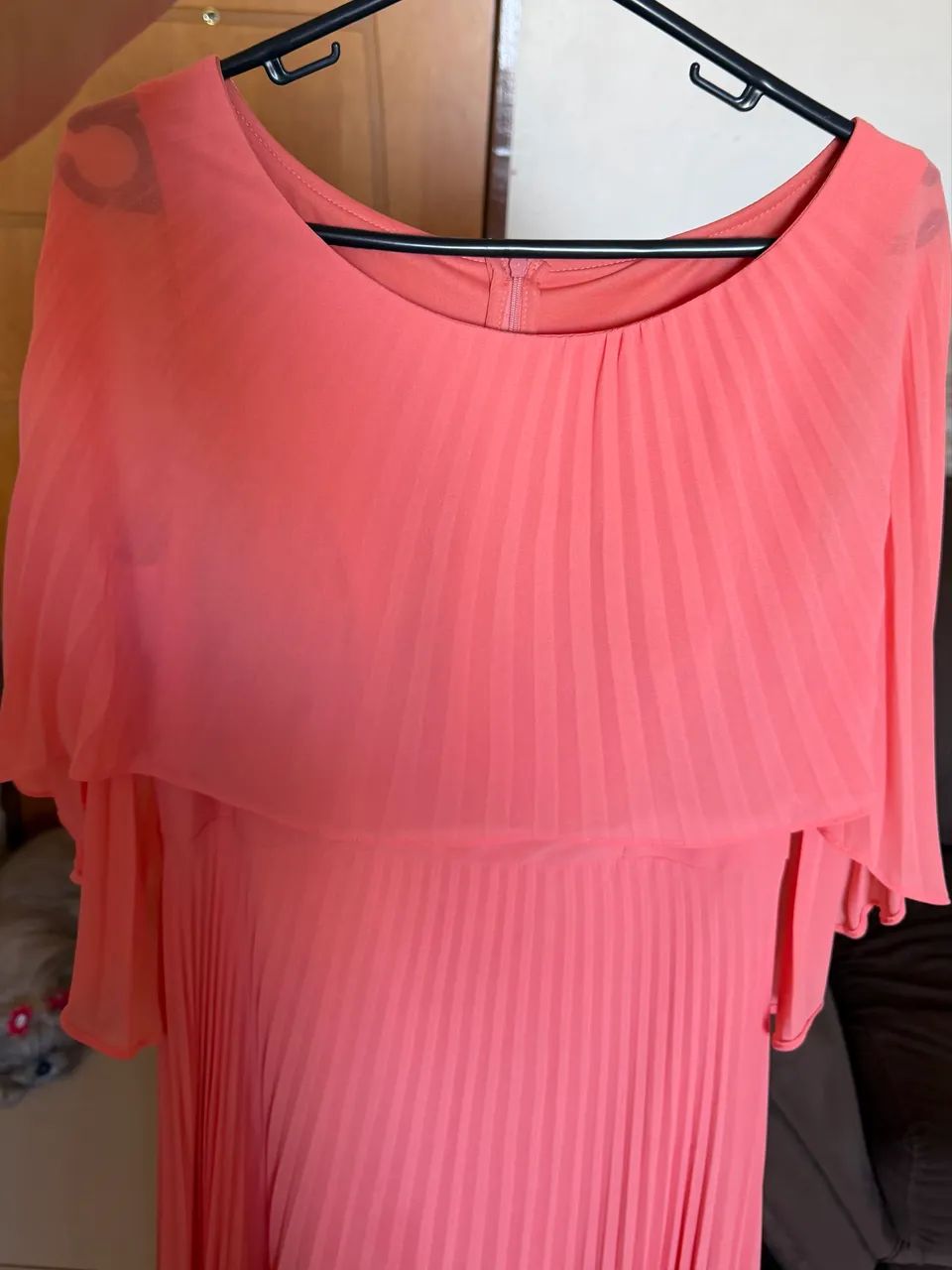 Vestido em seda plissada salmão - Foto 4