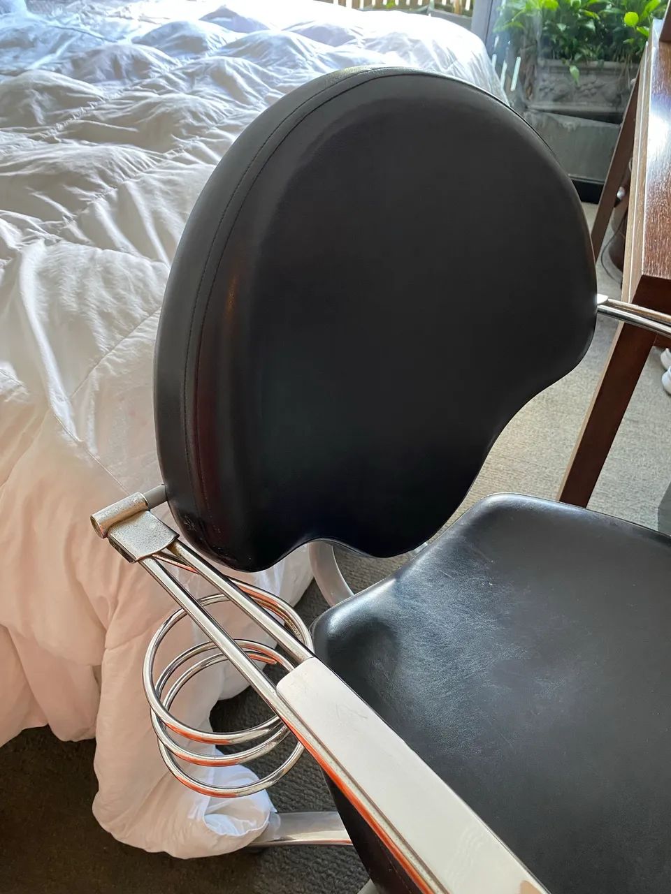 OFERTA!! Cadeira luxuosa para SALÃO de CABELEIREIROS - Foto 5