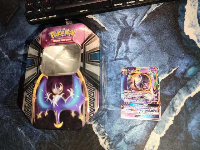 Lunala GX + Lata de metal - Um poder Lendario - Foto 3