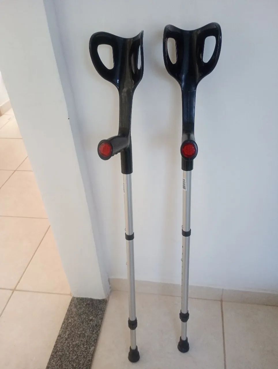 Par de muletas ortopédica 