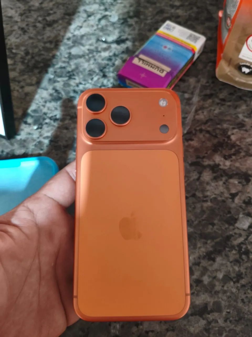 iPhone 17 pro Max 3 meses de uso - Foto 3