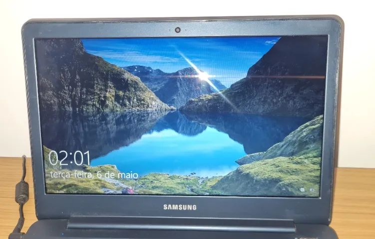 Notebook Samsung I5 4GB de Ram - Foto 2