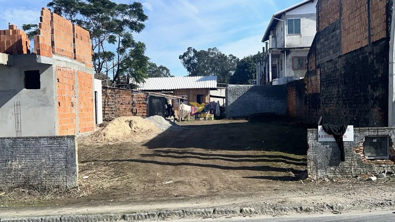 Terreno à venda no bairro Pachecos - Palhoça/SC