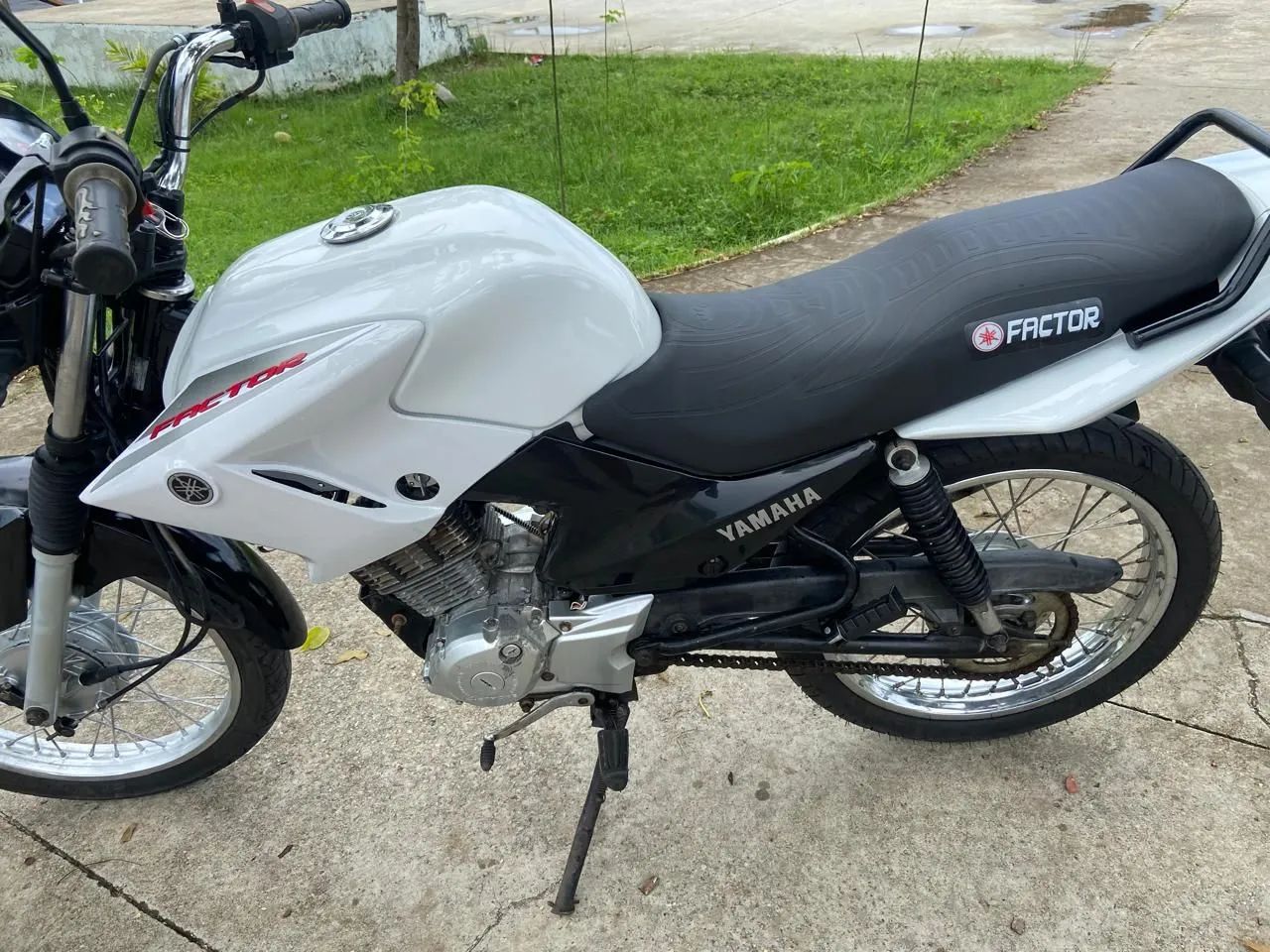 シャ-プ225L、2018年、13000円 Yamaha 125i ED 2013 - 1495783609 | OLX