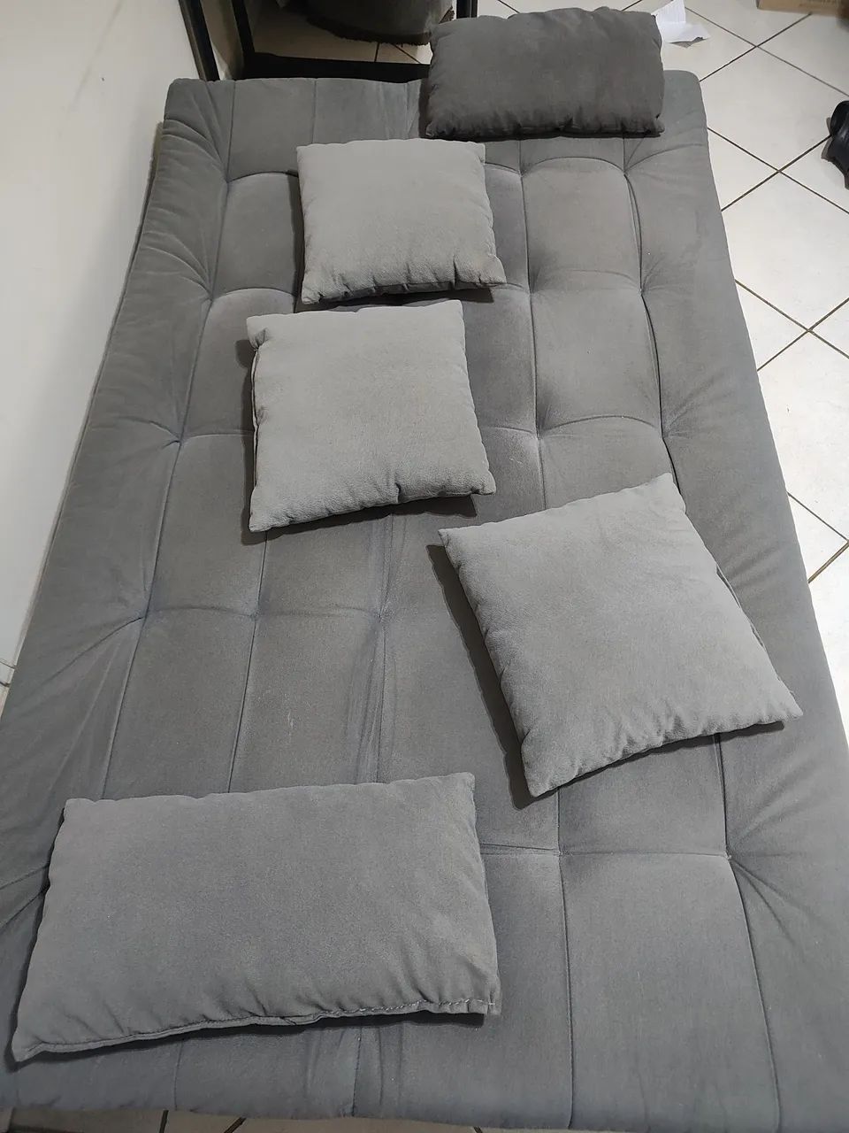 Sofacama premi 3 lugares cor cinza chumbo 
