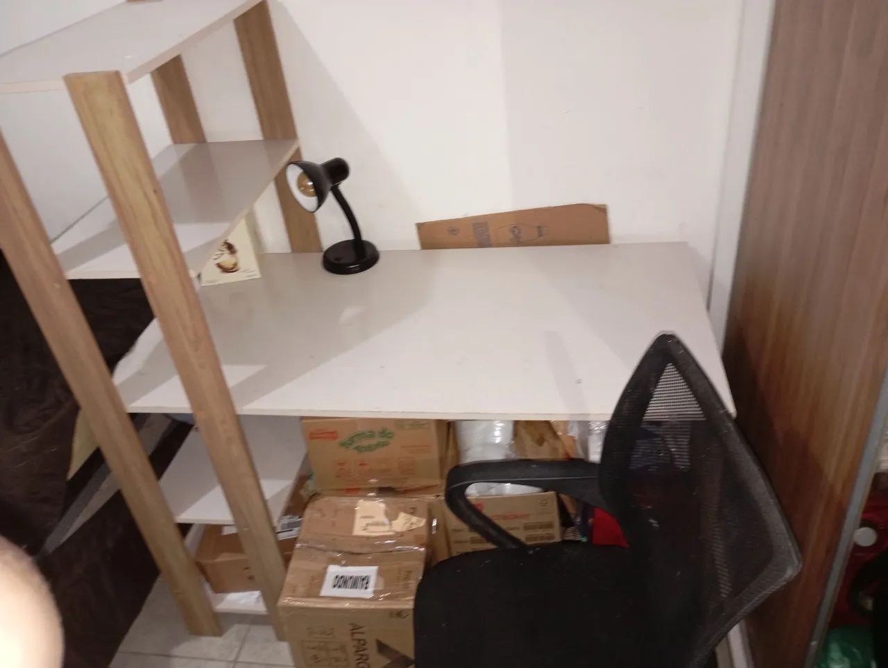 Cadeira e escrivania  - Foto 3