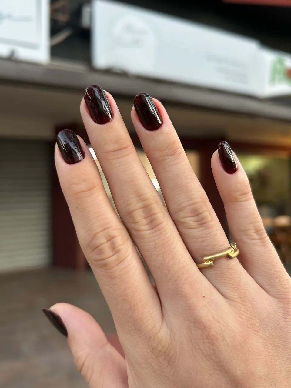Vaga para manicure