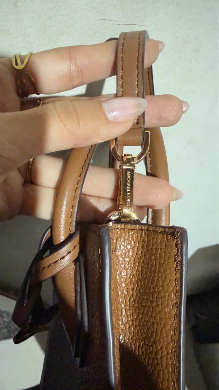 Bolsa Michael Kors original nova sem uso  - Foto 2