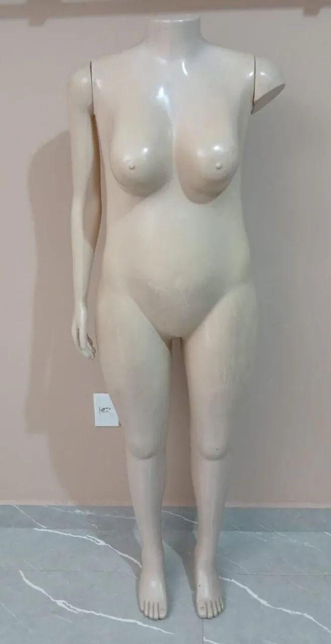 Manequim Expositor de Roupa