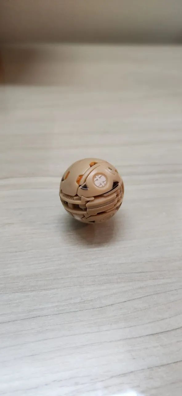 Bakugan Subterra Clawsaurus - Foto 2