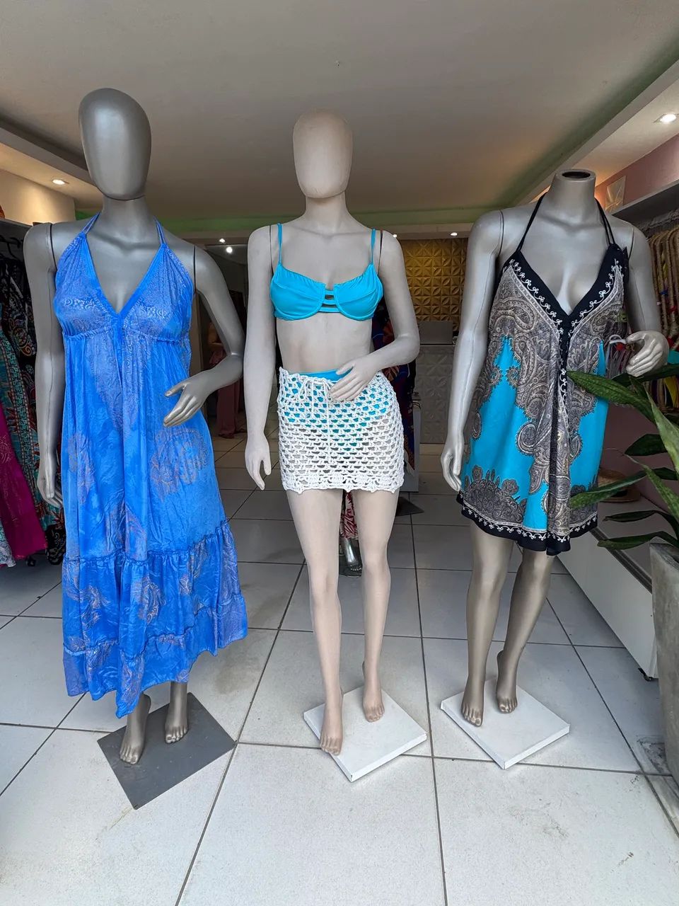 Fabricacao de biquíni e vestidos indianos