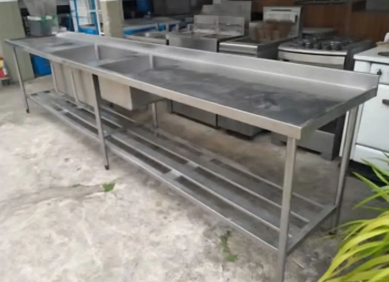 Bancada de Inox com Tanque, Pia e Paneleiro